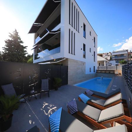 Adastra Apartments Масленица Екстериор снимка