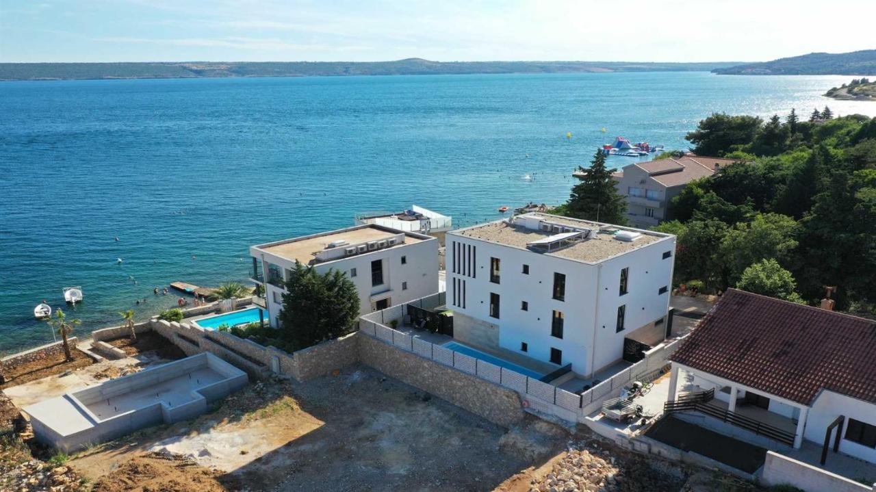 Adastra Apartments Масленица Екстериор снимка