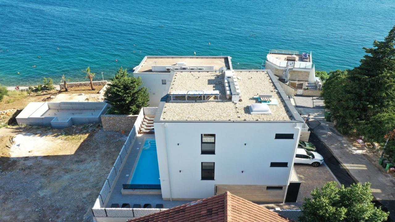 Adastra Apartments Масленица Екстериор снимка