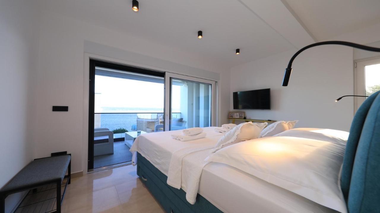 Adastra Apartments Масленица Екстериор снимка