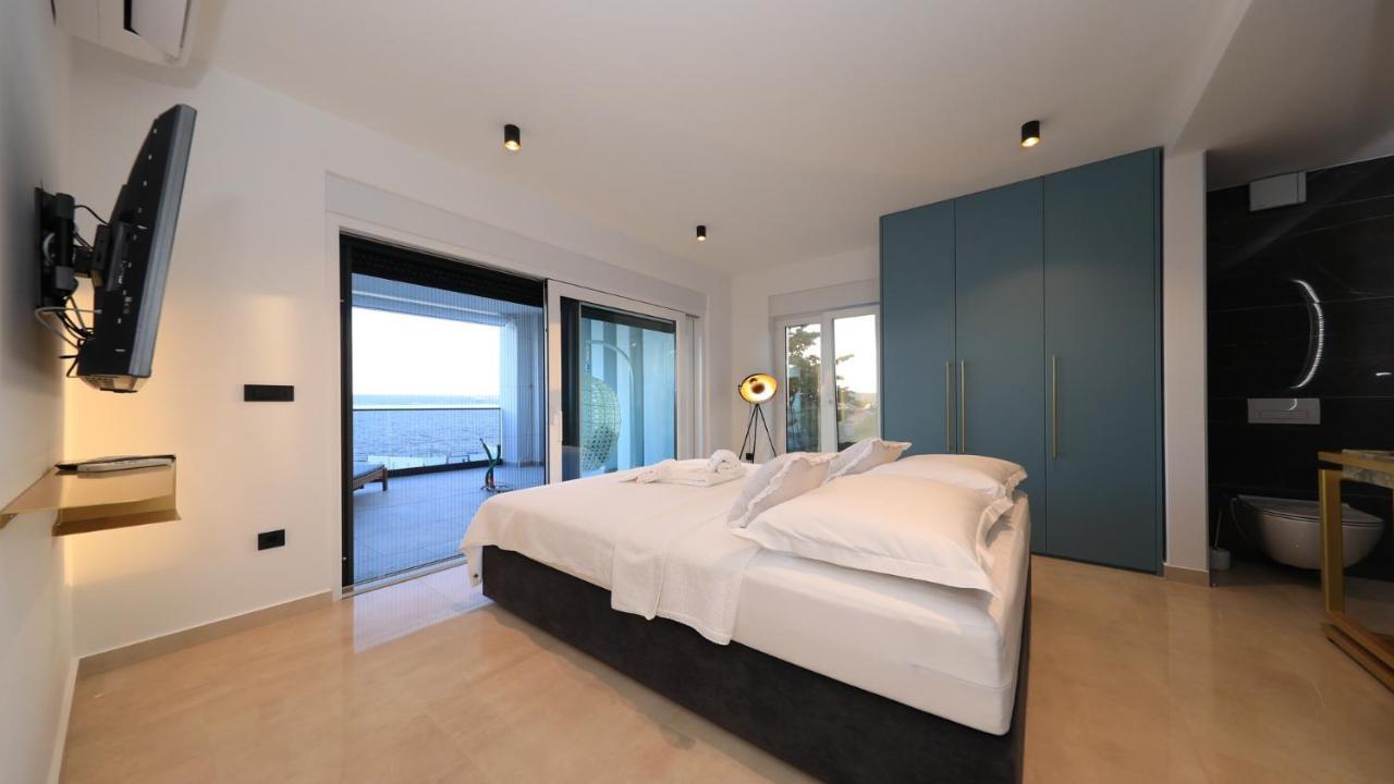 Adastra Apartments Масленица Екстериор снимка