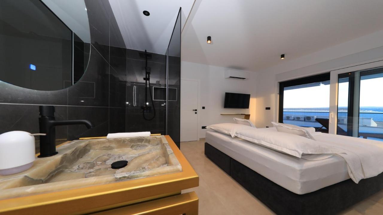 Adastra Apartments Масленица Екстериор снимка