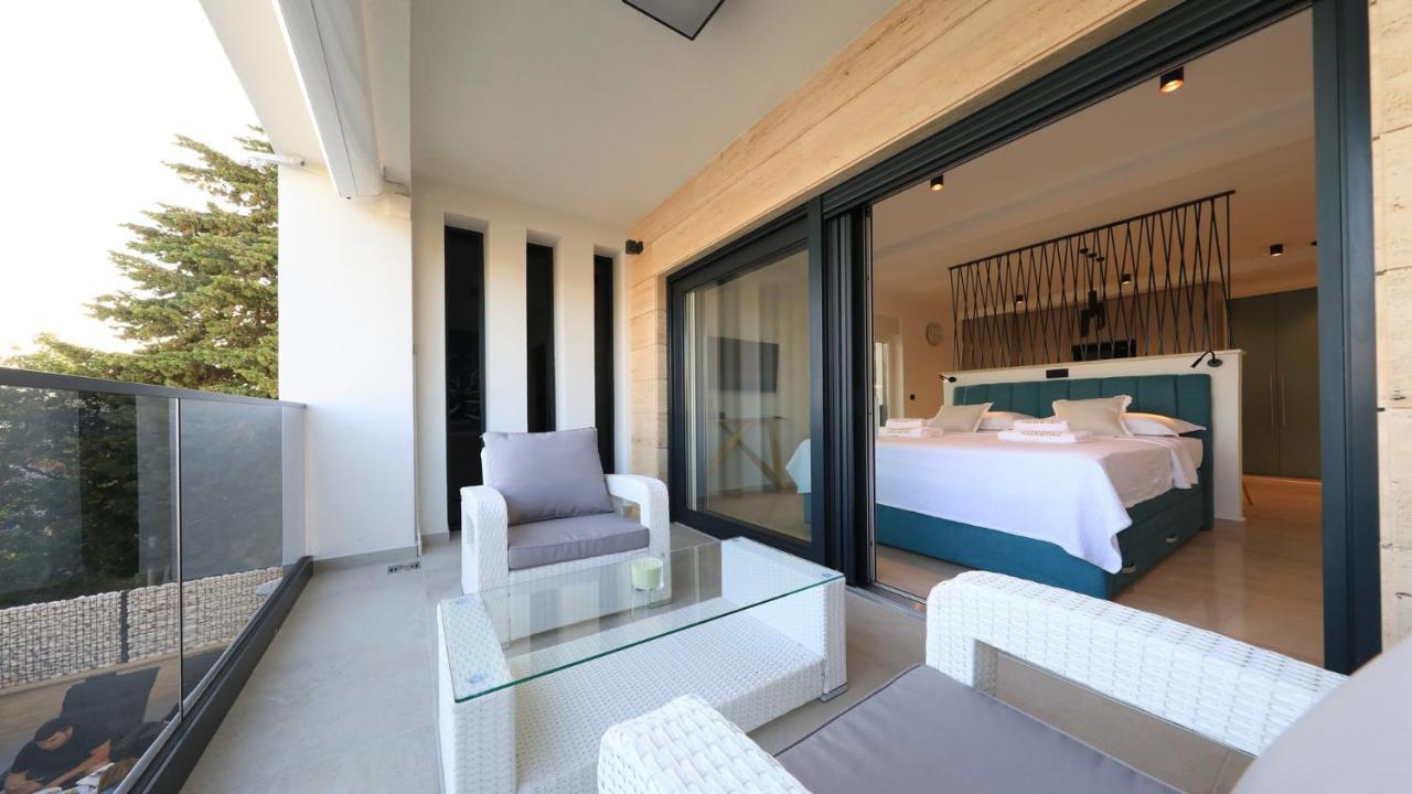 Adastra Apartments Масленица Екстериор снимка