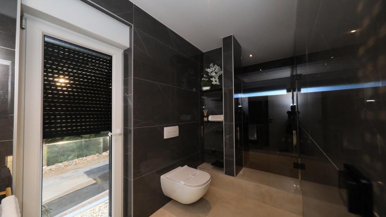 Adastra Apartments Масленица Екстериор снимка