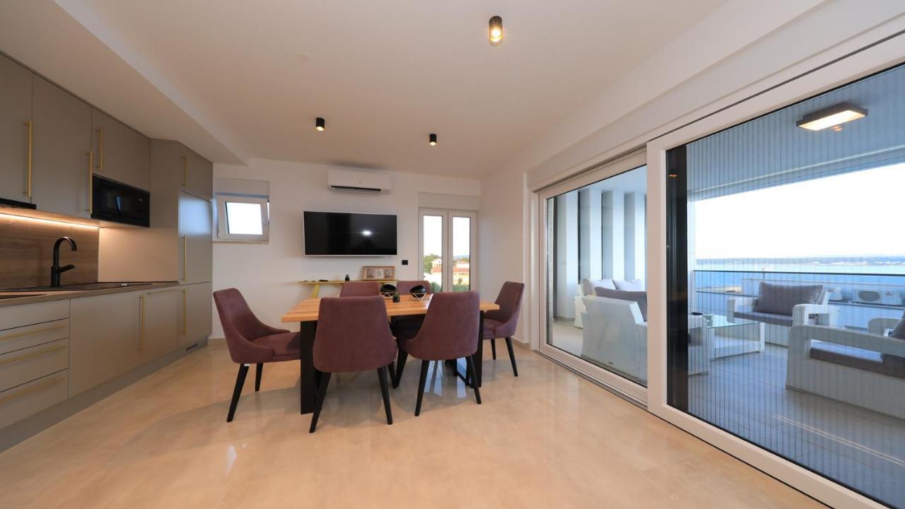 Adastra Apartments Масленица Екстериор снимка