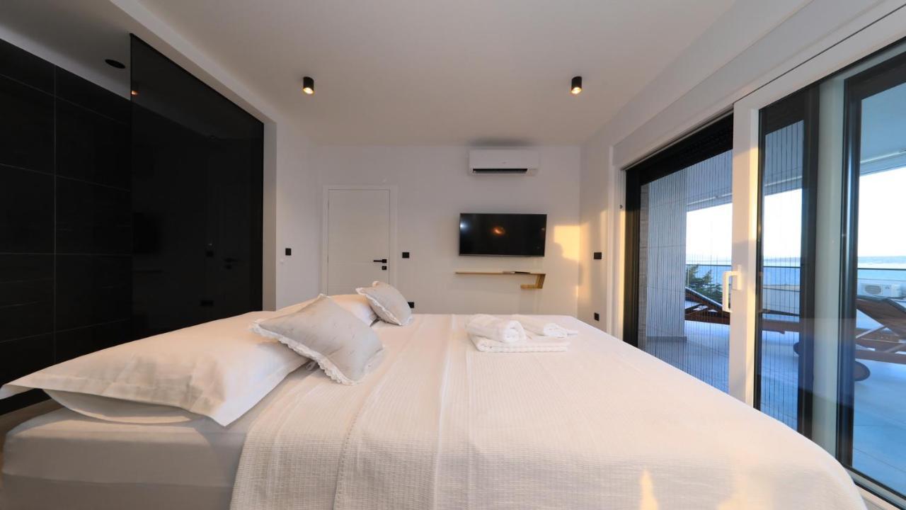 Adastra Apartments Масленица Екстериор снимка